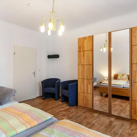 Apartment Am Straussee